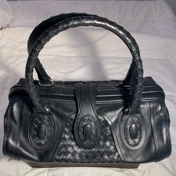 Bottega Veneta Handbags - Bottega Veneta Woven Leather Satchel - Classic Black Doctor Bag